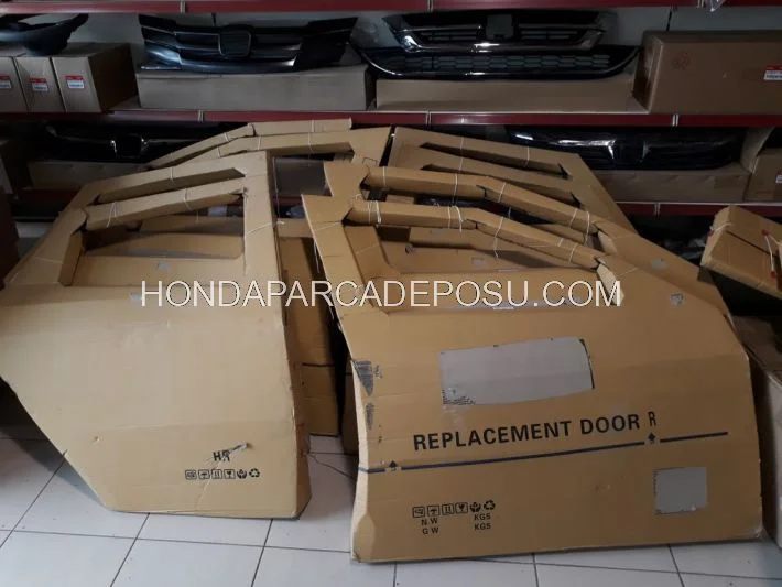 HONDA CİVİC SAĞ ÖN KAPI 2017, 2018, 2019, 2020 MODEL